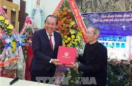 Phó Thủ tướng Trương Hòa Bình thăm, chúc mừng Giáng sinh 2017 tại Gia Lai 